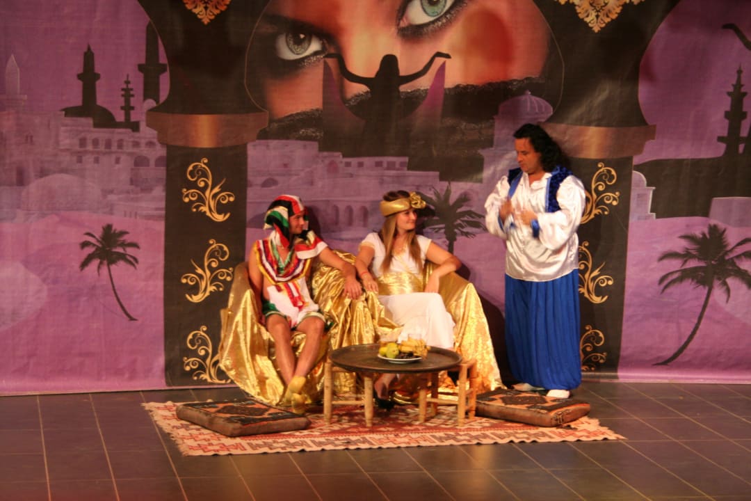 Animationsprogramm am Abend Alaiye Resort & Spa