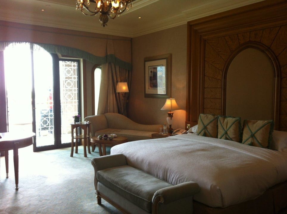 Zum Balkon hin Emirates Palace Mandarin Oriental