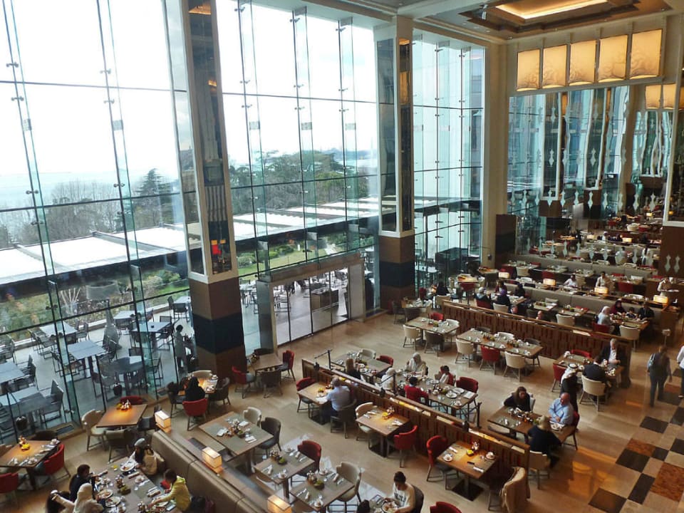 Cafe Swiss, Frühstück Hotel Swissôtel The Bosphorus