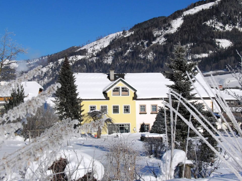 Außenansicht Winter Gästehaus Graimann