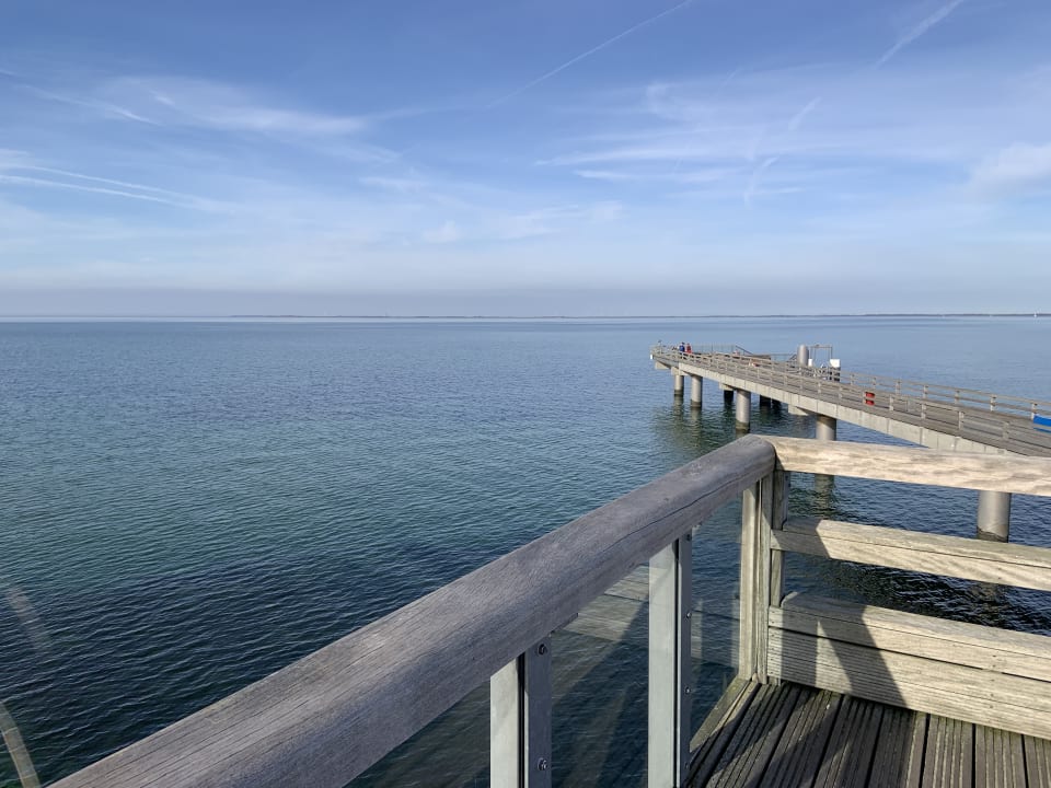 Strand Hafenhotel Meereszeiten