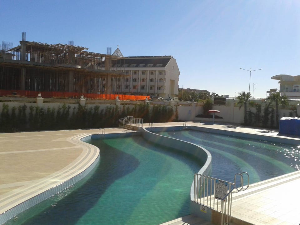 Bald ist Hande Garden nicht mehr zu sehen Side Royal Palace Hotel & Spa