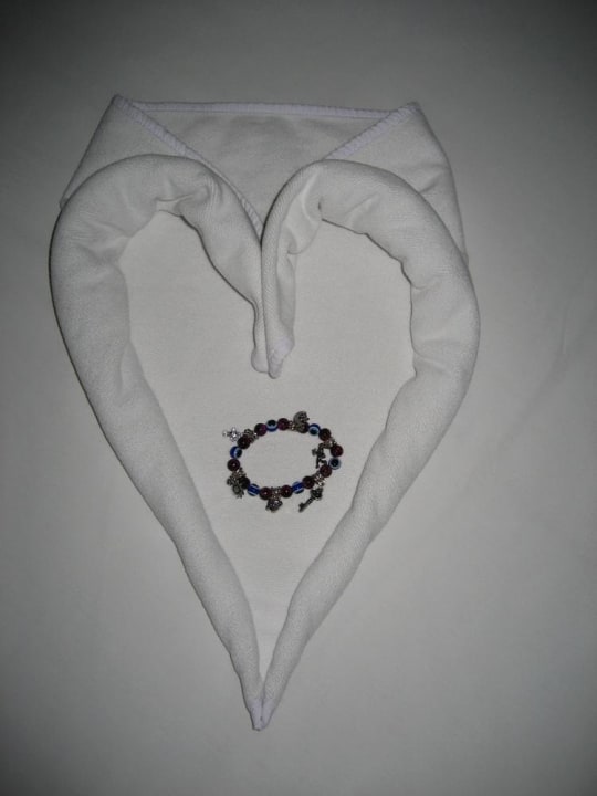 Gefaltetes Handtuch als kleine Aufmerksamkeit Aydinbey Kings Palace & Spa