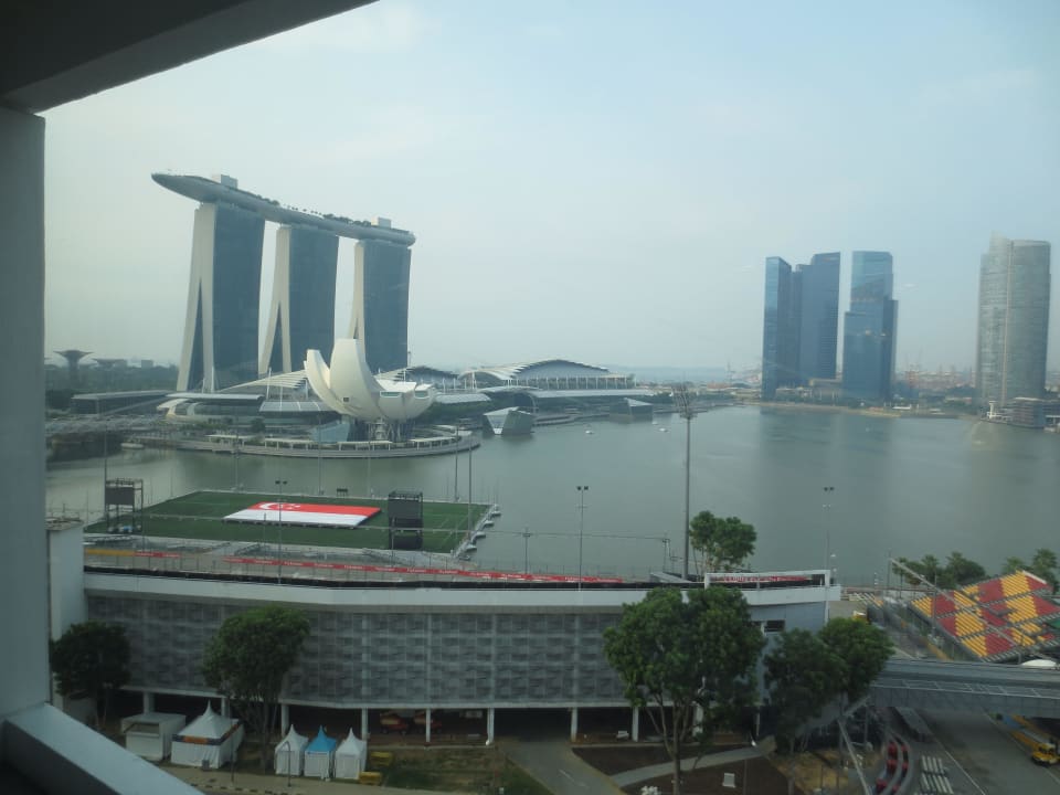 Gebuchte Zimmerkaterorie - Hafenblick ? Hotel Mandarin Oriental Singapore