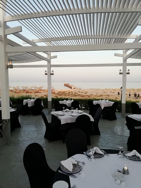 Gastro Hotel Gorgonia Beach Resort