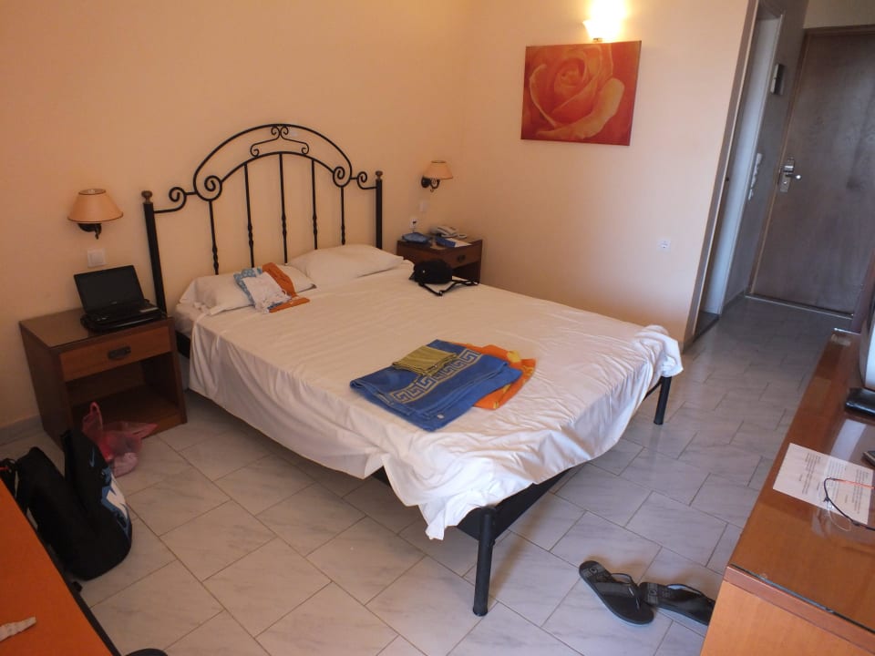 Wnętrze pokoju Hotel Roselands