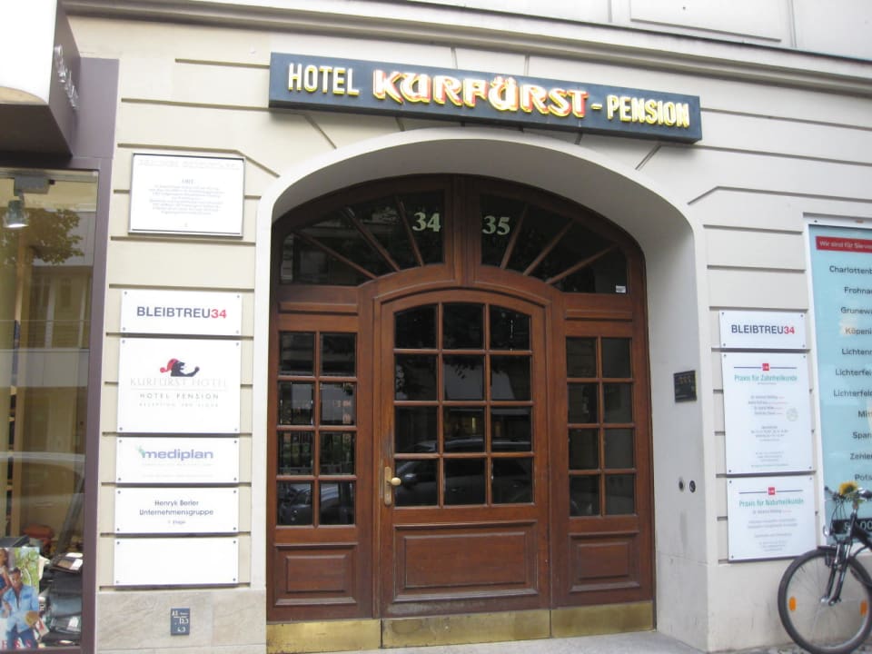 Eingang Hotel Kurfürst