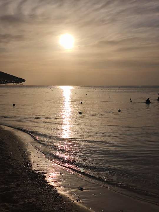 Strand Brayka Bay Resort