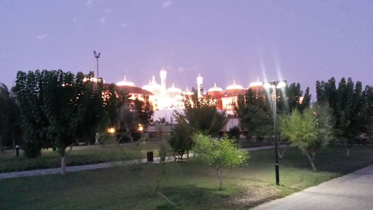 Gartenanlage Royal Taj Mahal Hotel