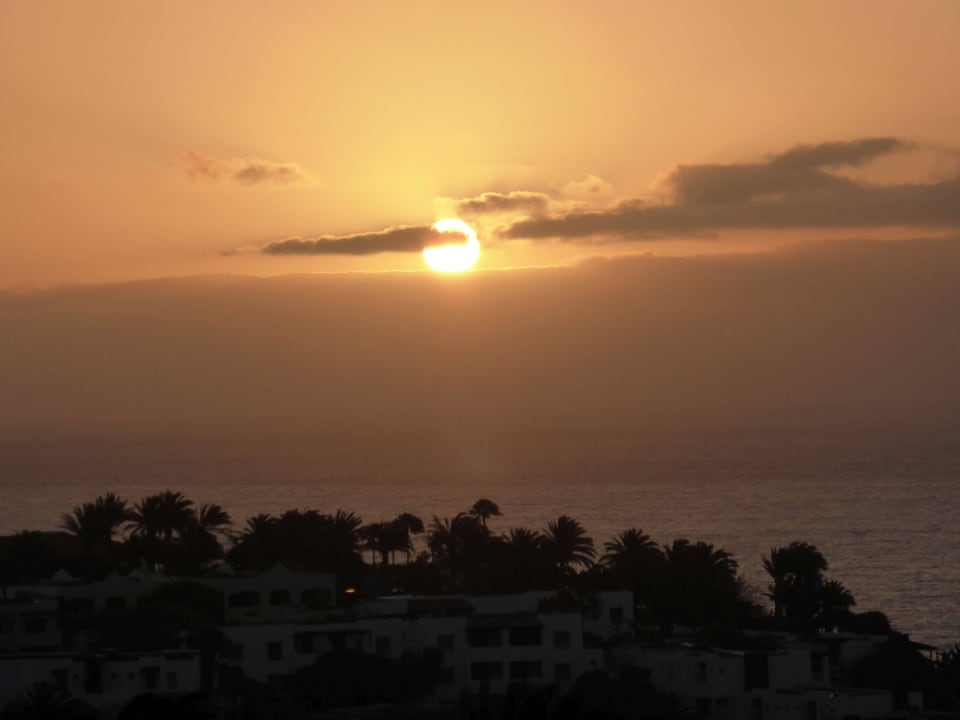 Zimmer mit Meerblick. Jeden Morgen Sonnenaufgang allsun App.-Hotel Esquinzo Beach
