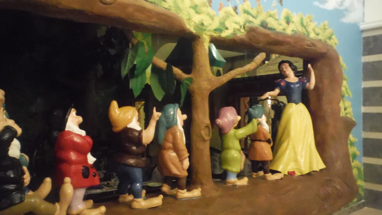 "Fenster" im Kinderrestaurant Crystal Sunset Pearl Collection