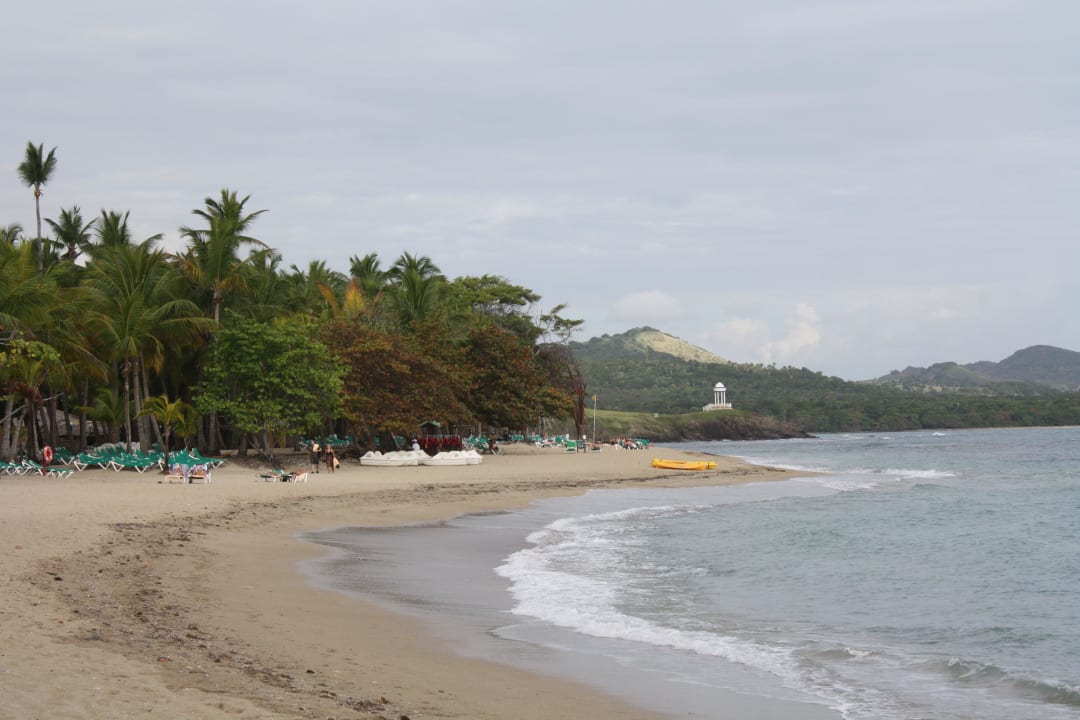 Strand Playabachata Hotel