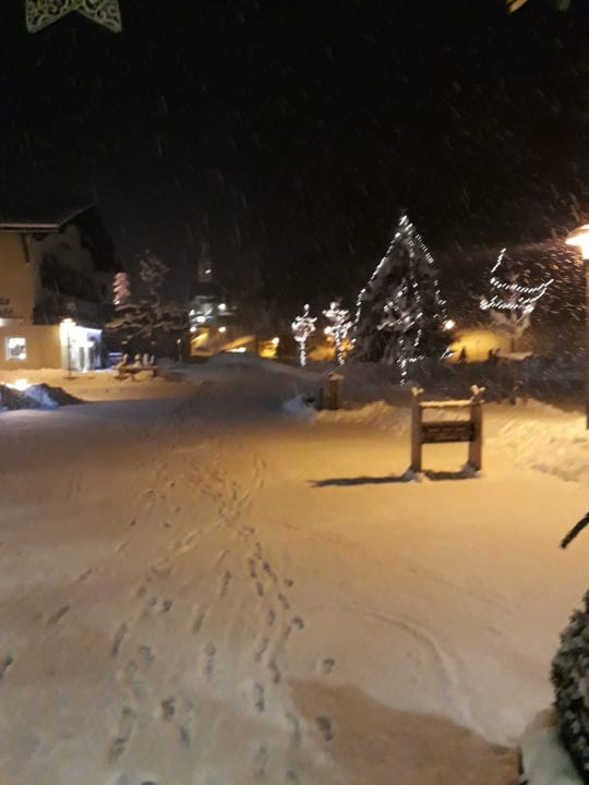 Winterwonderland vor Weihnachten...so kann man die Zeit geni Gut Wenghof - Family Resort