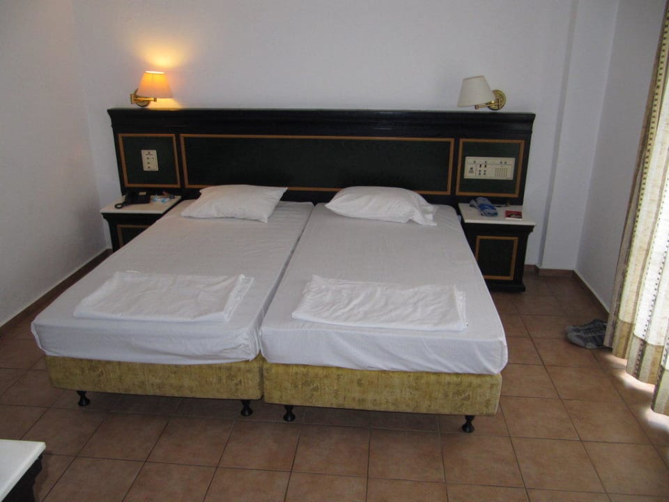 Zimmer des Bungalows - nicht gleich mit Studios TUI SUNEO Chrissi Amoudia