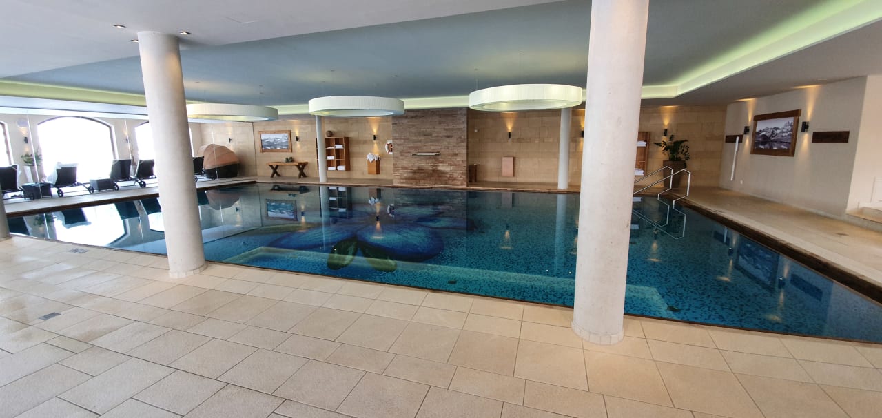 Pool Alpeiner Nature Resort Tirol