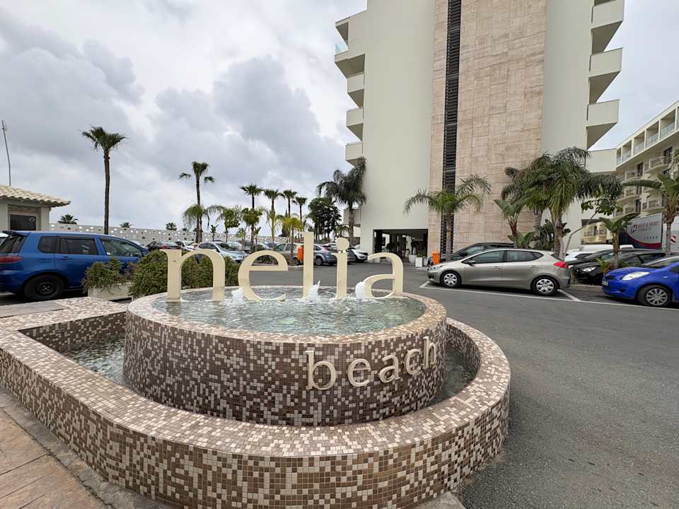 Außenansicht Hotel Nelia Beach