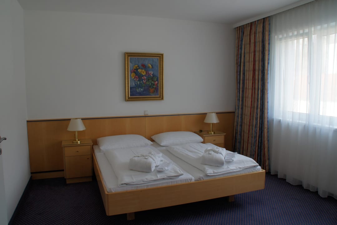 Sauber  Parkhotel Styria