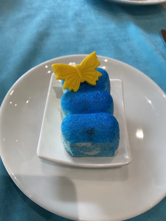 Gastro Iz Flower Side Beach Hotel