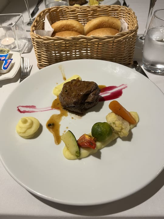 Gastro Crystals Beach Resort Belle Mare, a member of Radisson Individuals