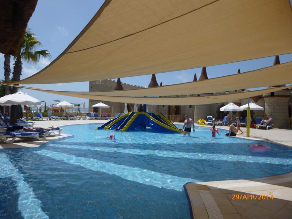 Kinderpool TUI BLUE Palm Garden