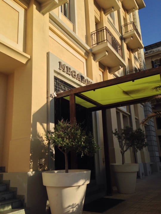 Eingang Hotel GDM Megaron Historical Monument Hotel