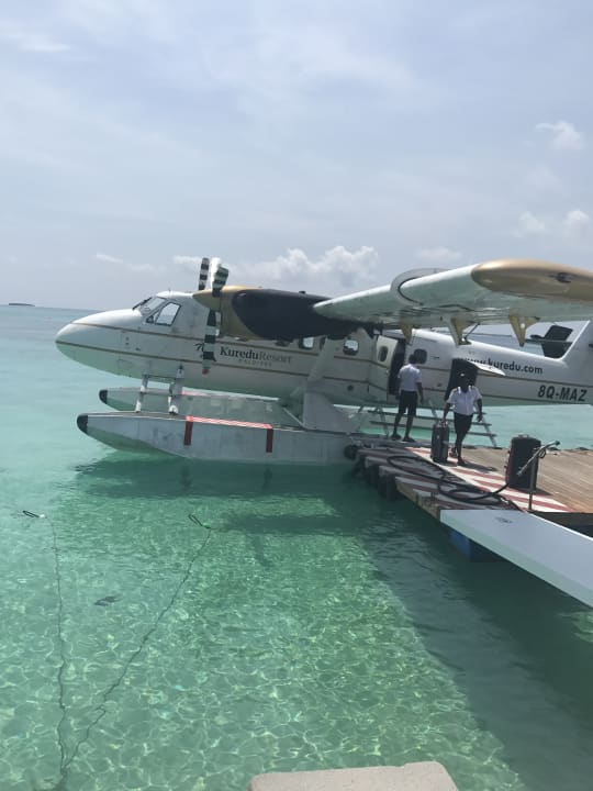 Wasserflugzeug  Kuredu Island Resort & Spa