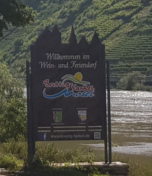 Außenansicht Moselstern Hotel Zum guten Onkel