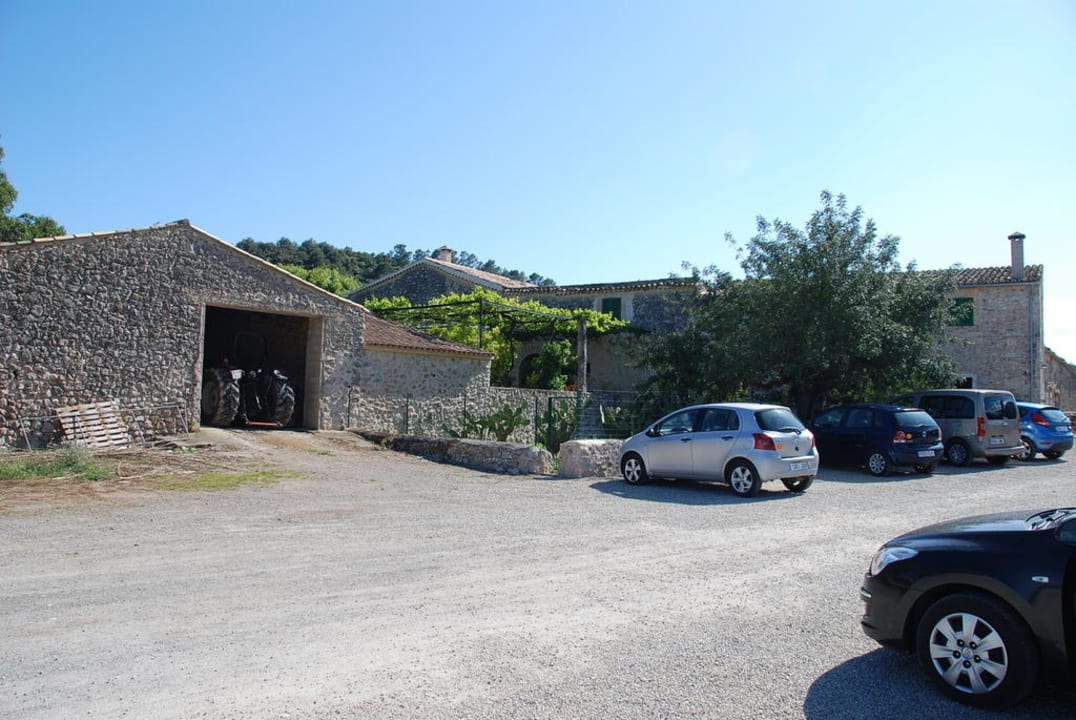 Vom Parkplatz zum Hotel Hotel Monnaber Vell