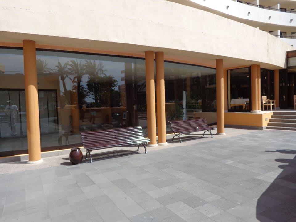 Eingang hauptrestaurant Iberostar Waves Playa Gaviotas