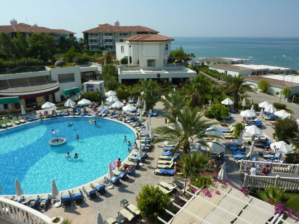 Alba Queen Alba Queen Hotel