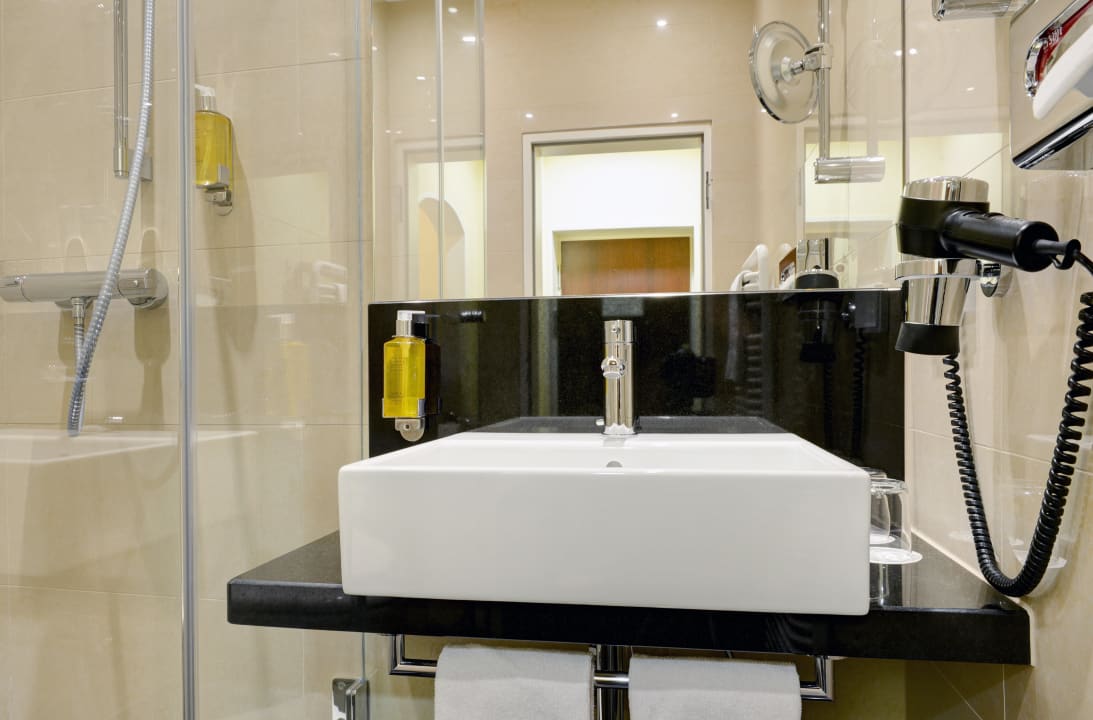 Badezimmer Komfort IntercityHotel München