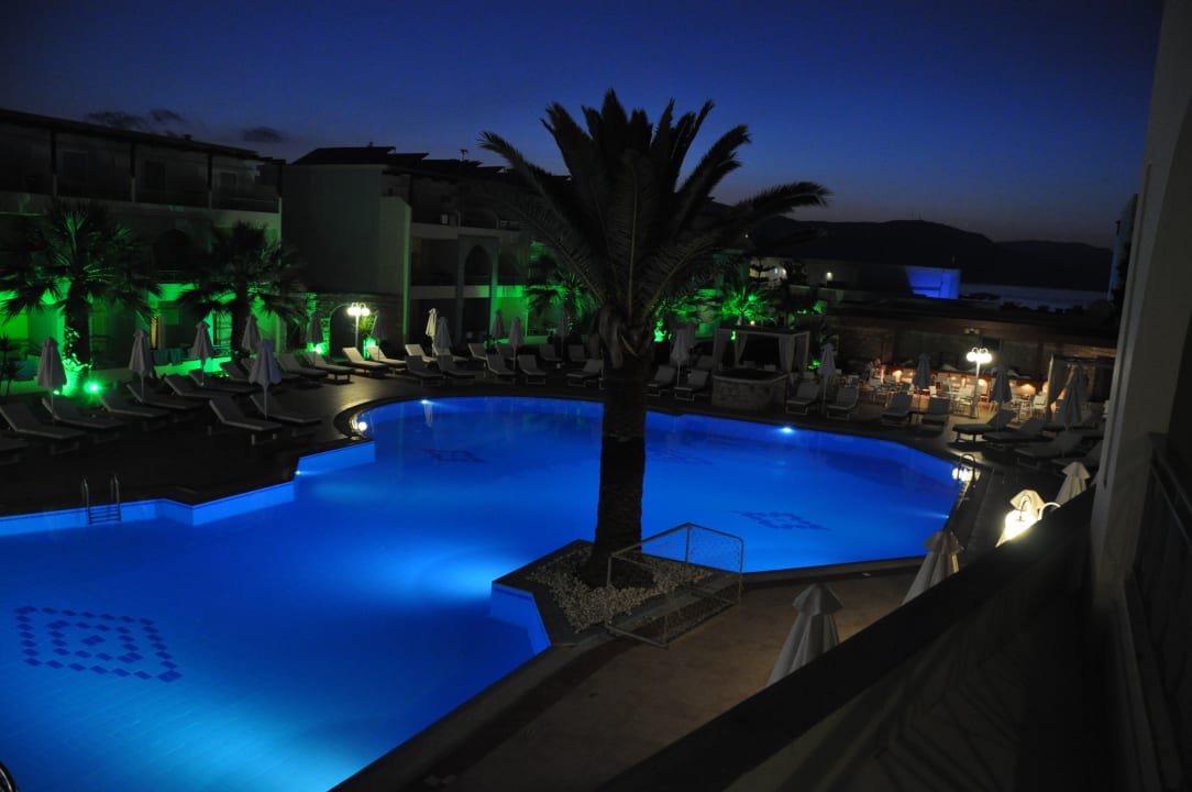 Pool Mythos Palace Resort & Spa