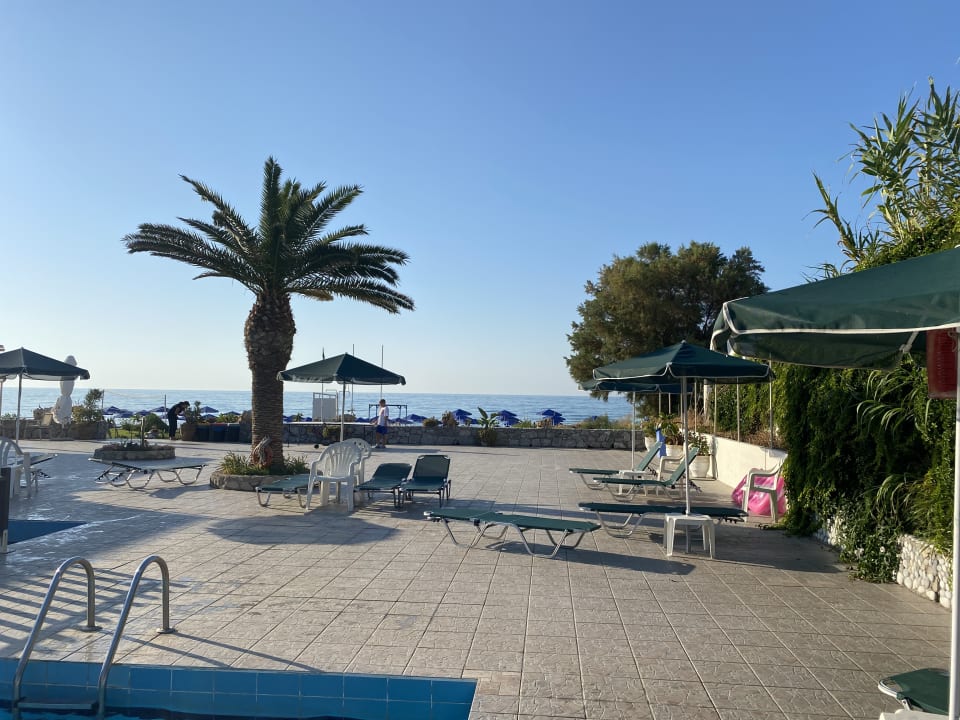 Pool Hotel Kathrin Beach