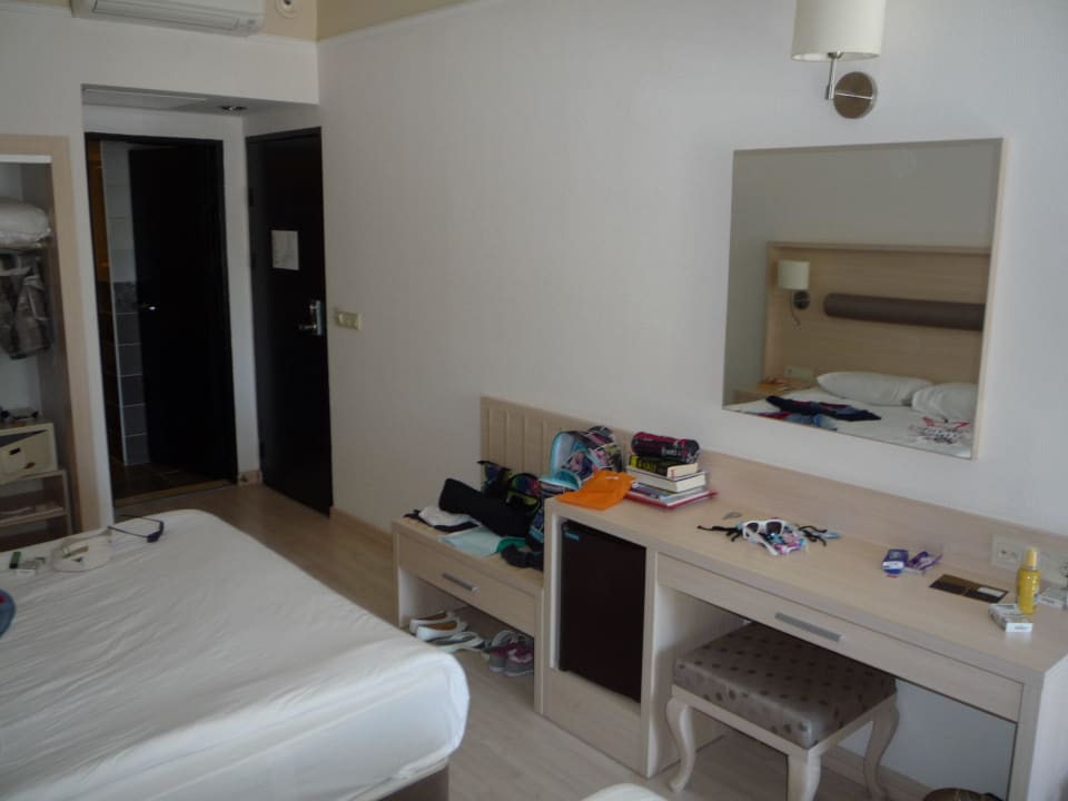 Zimmer Asteria Collection Side