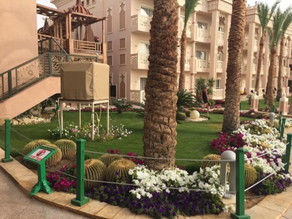 Gartenanlage Pickalbatros Palace Resort