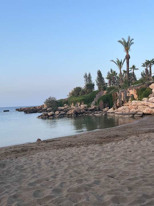 Strand Crystal Springs Beach Hotel