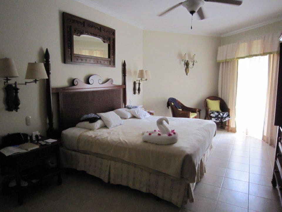 Unrenoviertes Zimmer Dreams La Romana Resort & Spa