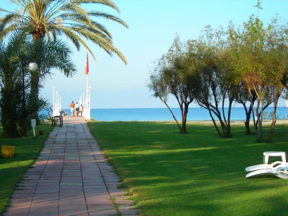 Weg zum Steg Labranda Alantur Resort