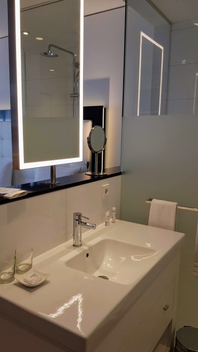 Zimmer INNSIDE by Meliá Frankfurt Eurotheum