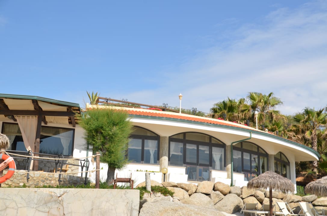 Restaurant direkt am Strand Hotel Villaggio Il Gabbiano