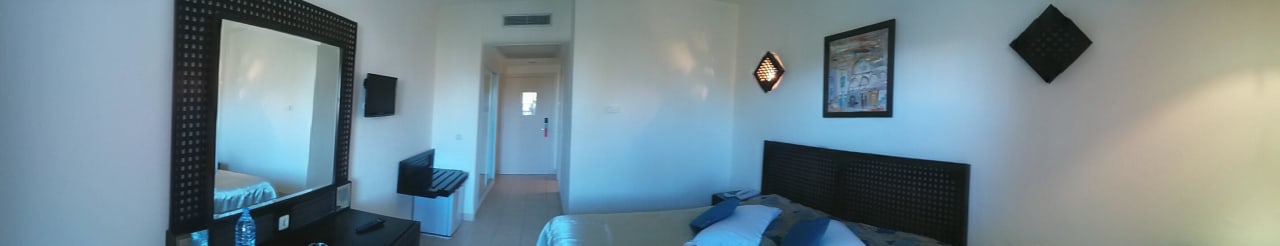 Zimmer Richtung Türe Welcome Meridiana Djerba Hotel