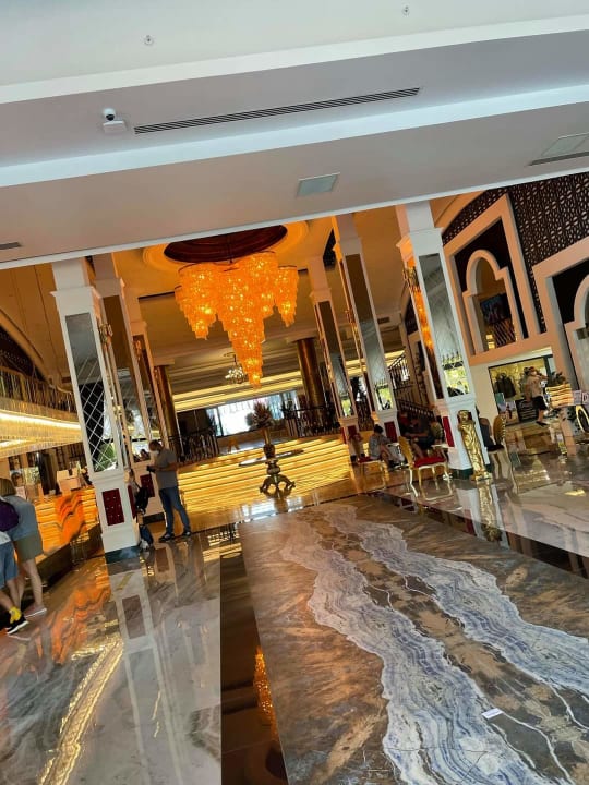 Lobby Dream World Palace Hotel