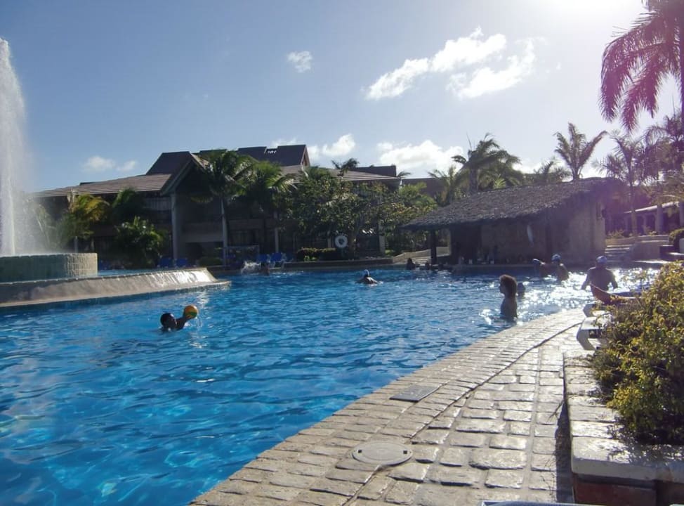 Der zweite Pool Villas Bavaro Resort & Spa