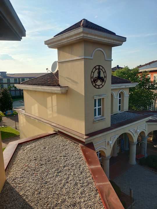 Außenansicht Gardaland Adventure Hotel