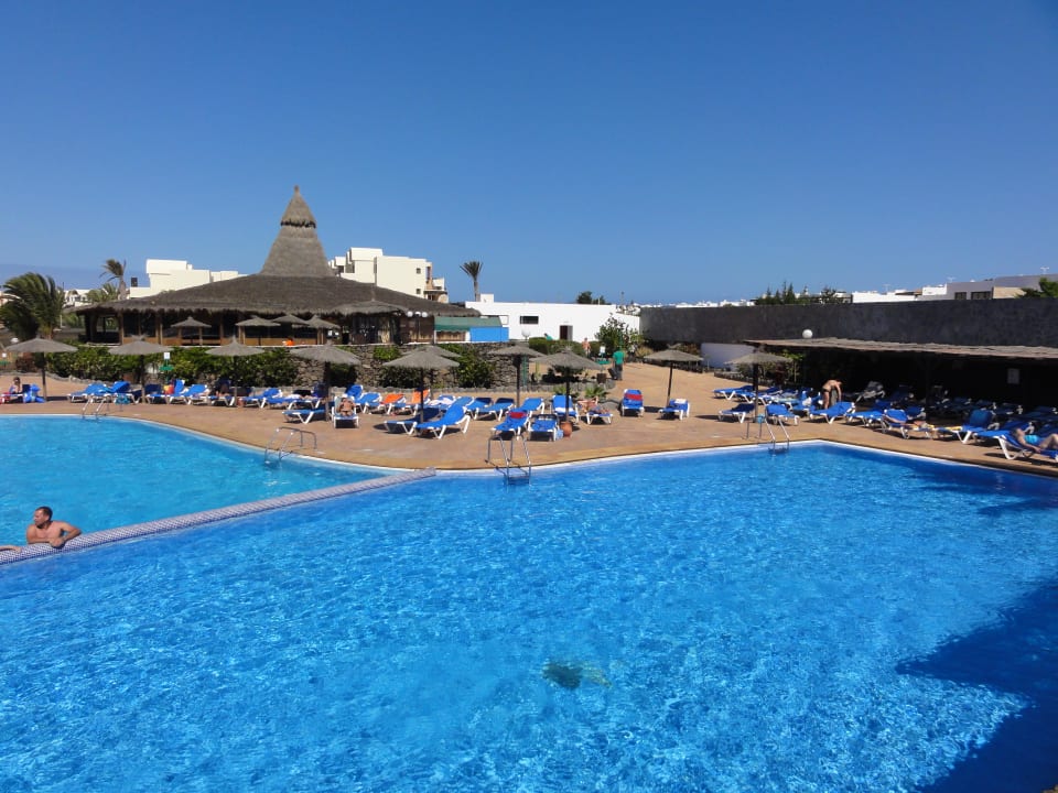 Hauptpool SBH Hotel Royal Monica