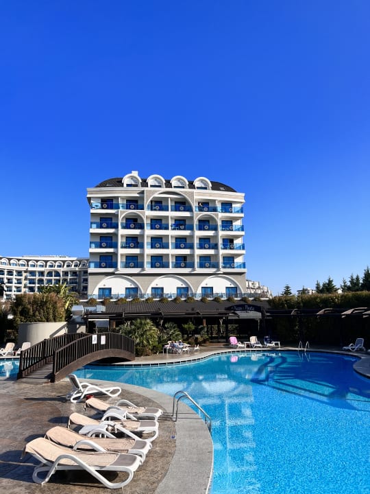 Pool Adalya Elite Lara