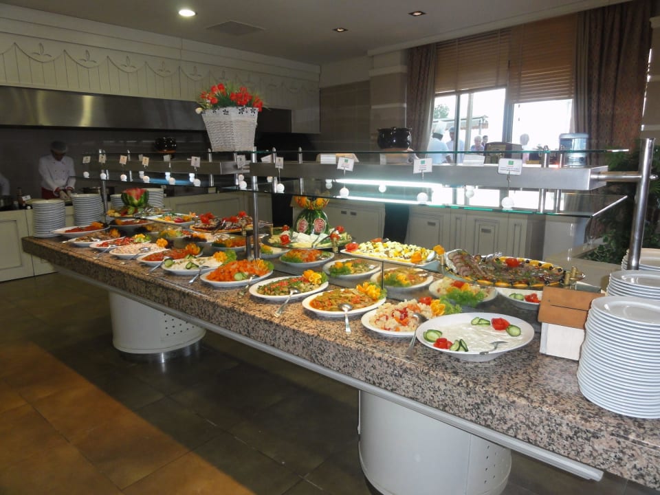 Salatbüffet Can Garden Beach