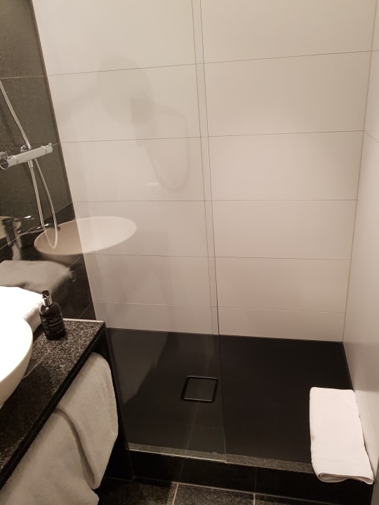 Zimmer Motel One Magdeburg