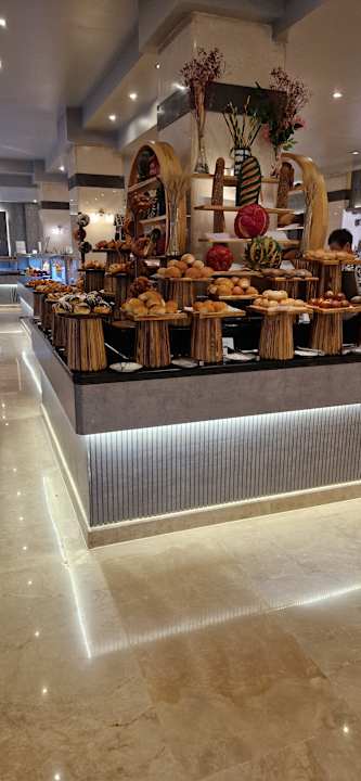 Gastro SUNRISE Crystal Bay Resort