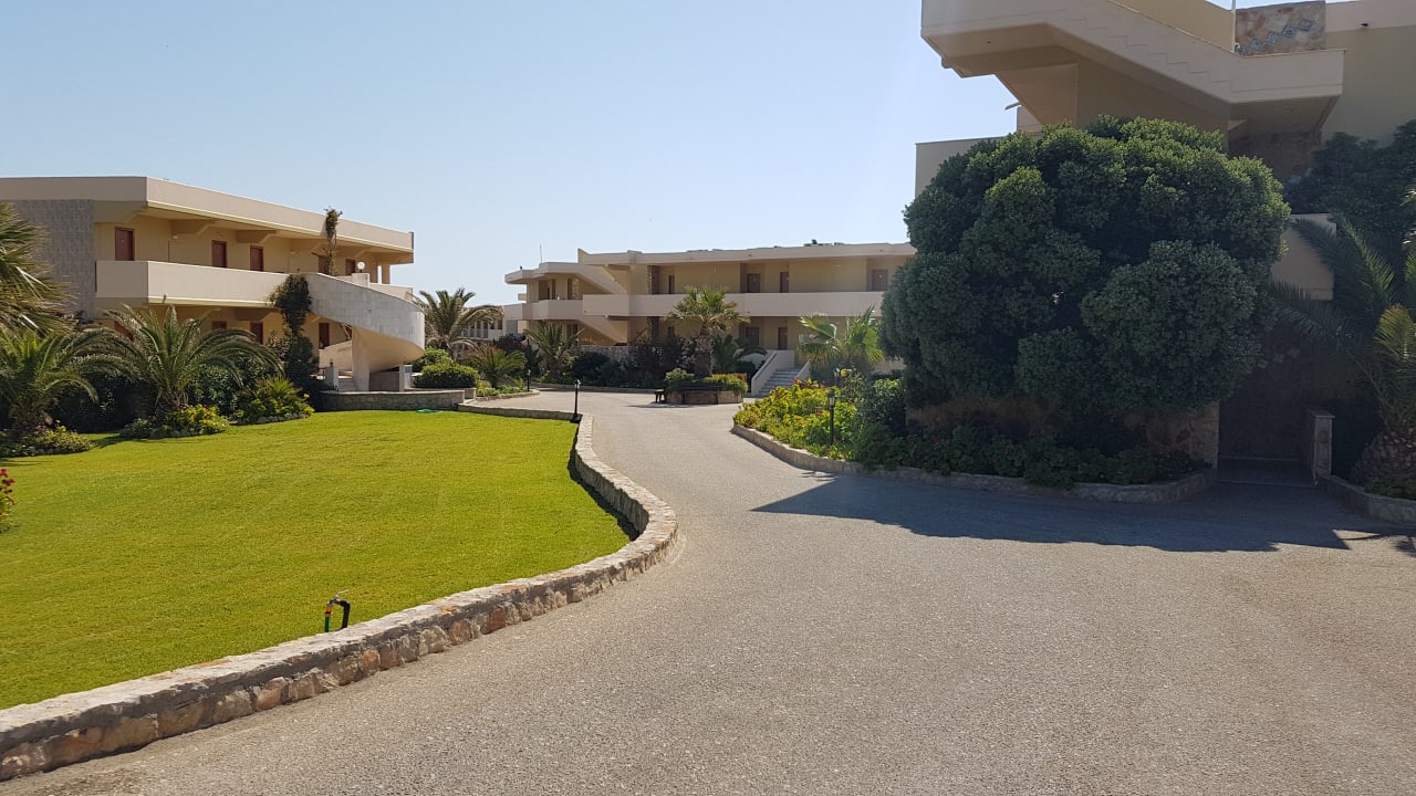 Gartenanlage Hotel Kalithea Horizon Royal